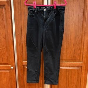 Black Capris Jeans Curvy Fit
